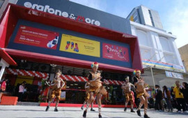 erajaya-digital-buka-tiga-gerai-baru-di-papua