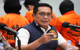 bareskrim-gerebek-3-markas-judi-online-22-orang-jadi-tersangka