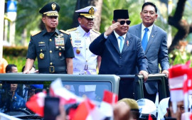 upacara-penerimaan-dan-penyerahan-memorandum-menteri-pertahanan-ri-dihadiri-langsung-oleh-presiden-prabowo-subianto